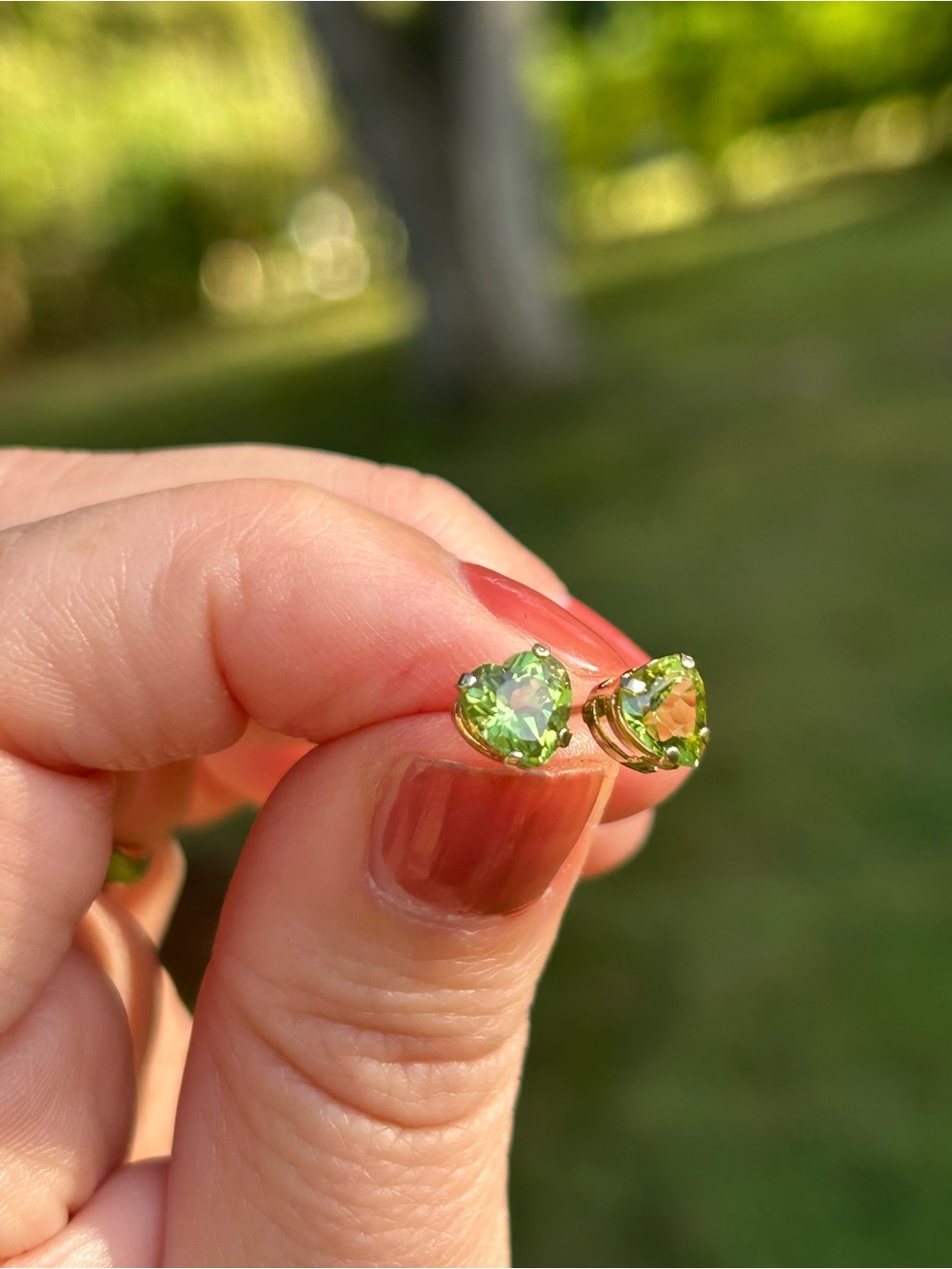 14k Gold Earrings with Green Peridot Heart Gemstone - Studs